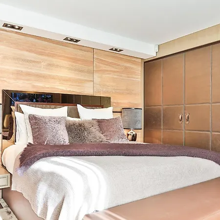 * Luxus-ferienhaus Nyaraló *