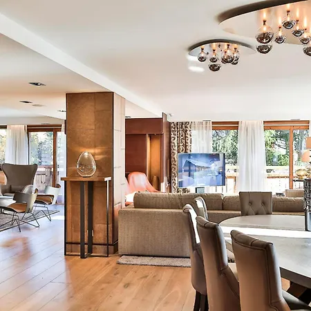 * Luxus-ferienhaus Nyaraló Innsbruck